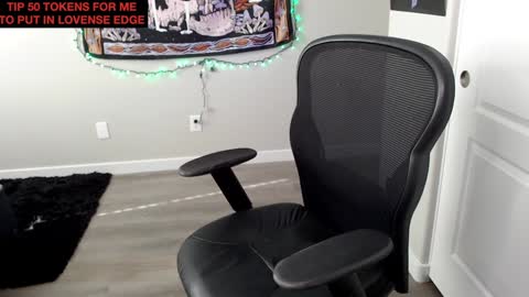 Snapshot of randyroderick chatting on 01/14/25, 07:00 Randy Rod online show from 01/14/25, 07:00