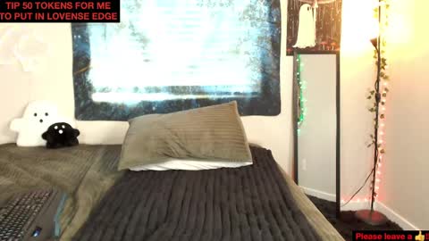 Snapshot of randyroderick chatting on 10/03/25, 08:28 Randy Rod online show from 10/03/25, 08:28