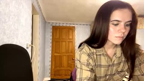 Lia online show from 09/08/25, 04:17