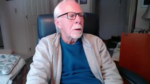 ranger1001 online show from 01/11/26, 07:52