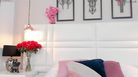 raquel Hyde online show from 07/11/26, 07:27