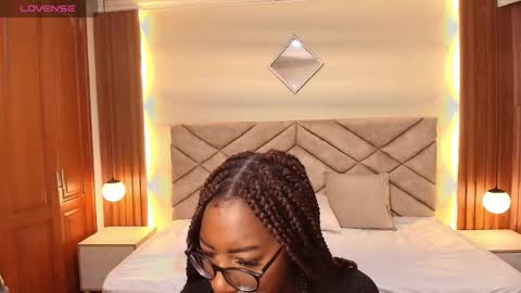 Raquel online show from 02/27/26, 12:16