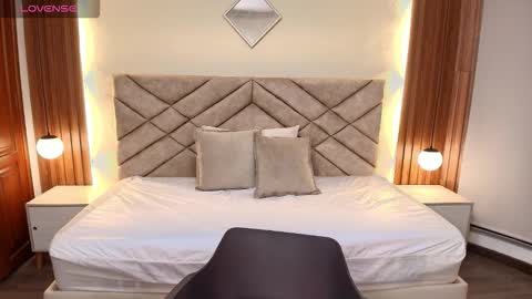 Raquel online show from 03/20/26, 12:21