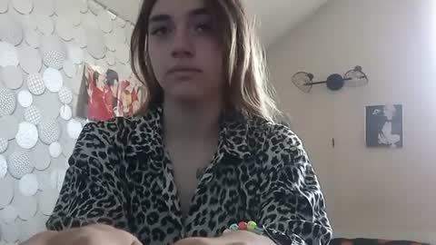 Lora online show from 07/13/26, 04:37