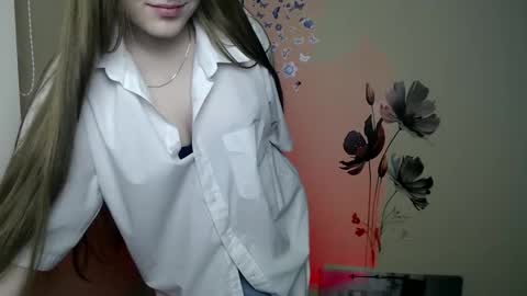 raspberry0101 online show from 12/06/24, 10:52