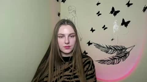 raspberry0101 online show from 12/15/24, 06:59