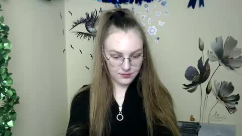 raspberry0101 online show from 12/24/24, 02:01