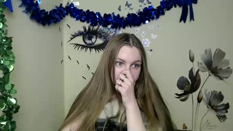 raspberry0101 online show from 12/24/24, 06:28