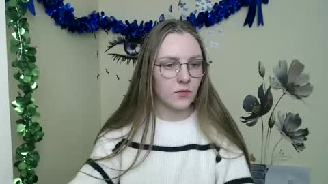 raspberry0101 online show from 12/26/24, 01:43