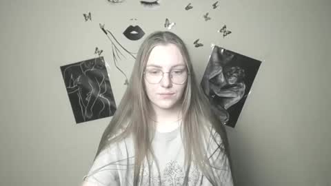 raspberry0101 online show from 01/07/25, 05:31