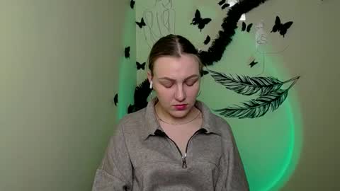 raspberry0101 online show from 01/26/25, 01:25