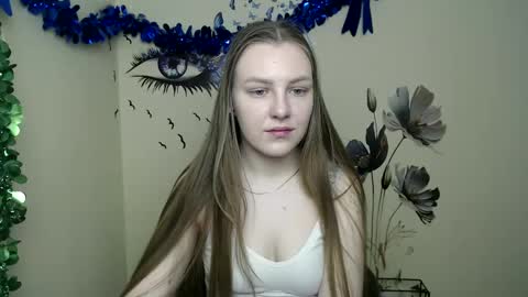 raspberry0101 online show from 02/03/25, 01:40