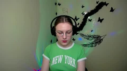 raspberry0101 online show from 02/04/25, 07:18