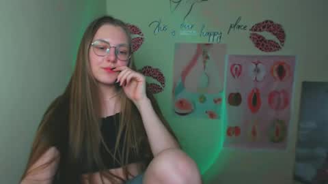 raspberry0101 online show from 02/14/25, 04:26