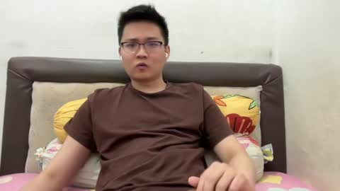 randomnaut online show from 12/23/24, 07:09