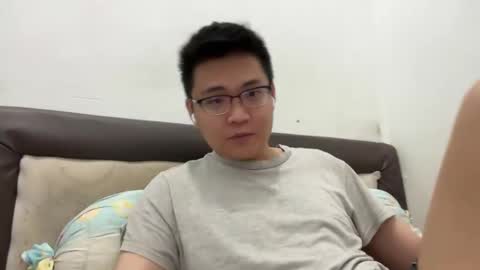 randomnaut online show from 12/28/24, 08:25