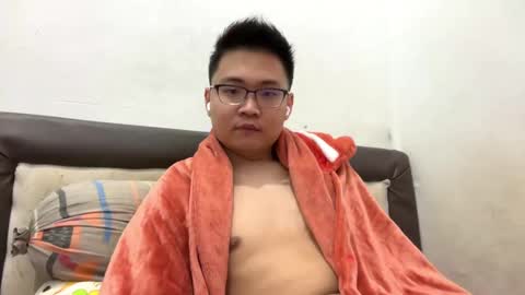 randomnaut online show from 03/06/25, 08:16