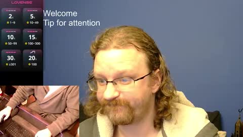 Snapshot of rathie chatting on 12/16/25, 12:37 rathie online show from 12/16/25, 12:37