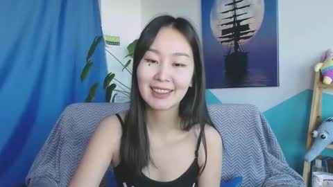 ratna_mm online show from 12/17/24, 05:07