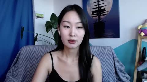 ratna_mm online show from 02/18/25, 09:21