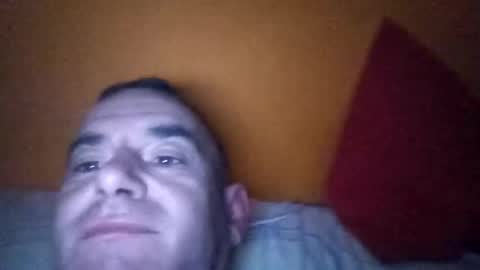 Snapshot of raulillo19842 chatting on 04/15/26, 02:40 raulillo19842 online show from 04/15/26, 02:40