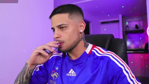 Snapshot of rausch77 chatting on 12/24/24, 09:28 rausch77 online show from 12/24/24, 09:28