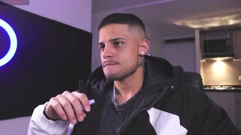 Snapshot of rausch77 chatting on 03/11/25, 03:16 rausch77 online show from 03/11/25, 03:16