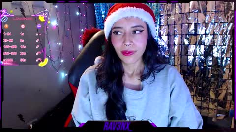 Snapshot of rav3nx_ chatting on 12/20/25, 09:49 online show from 12/20/25, 09:49