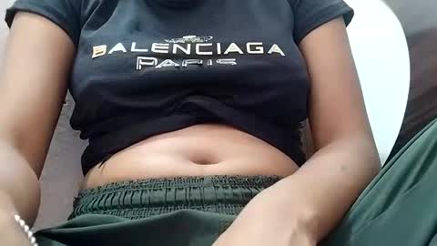 Snapshot of rava_sexy chatting on 09/26/25, 03:43 rava_sexy online show from 09/26/25, 03:43