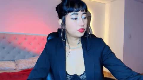 Raven  online show from 11/20/25, 01:11