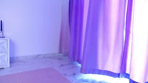 Snapshot of raven_foxxy chatting on 06/20/26, 06:38 Raven Foxxy online show from 06/20/26, 06:38