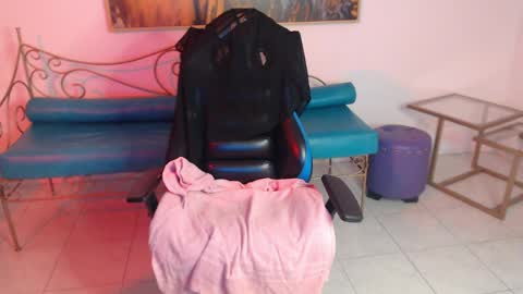 Raven online show from 04/01/26, 08:06