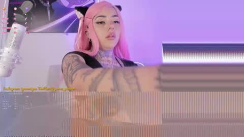 .  online show from 11/25/25, 02:39