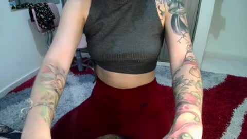 Snapshot of raven_sam33 chatting on 02/27/26, 10:21 Sam in the dark3 online show from 02/27/26, 10:21