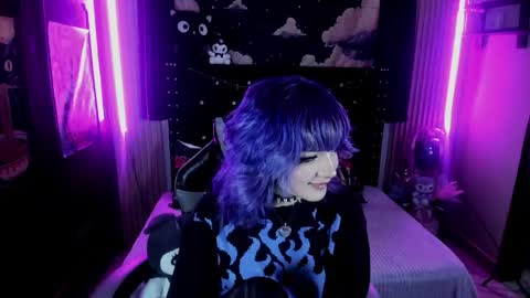 ravencollen online show from 04/14/26, 08:04