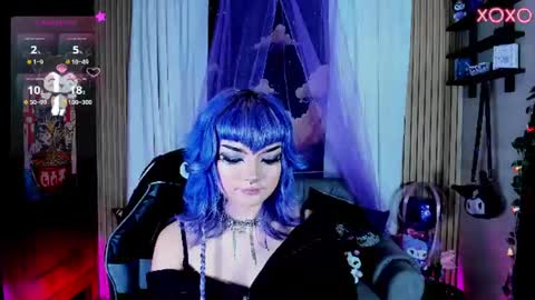Snapshot of ravencollen chatting on 07/08/26, 02:16 ravencollen online show from 07/08/26, 02:16