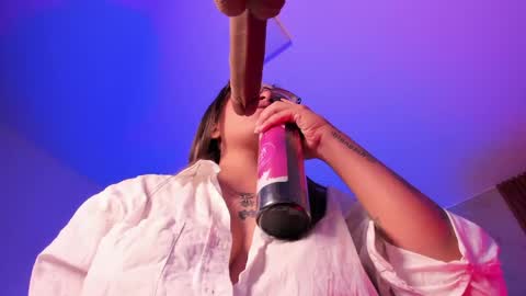 Snapshot of ravencroxx chatting on 04/16/26, 12:17 Raven Crux online show from 04/16/26, 12:17