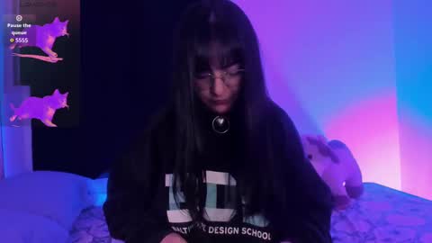 Raven  online show from 11/20/25, 05:18