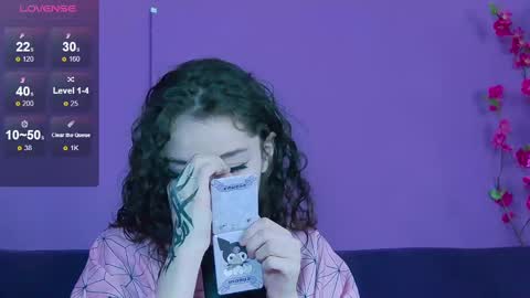 Snapshot of ravennmoonn chatting on 09/16/25, 07:59 Raven online show from 09/16/25, 07:59