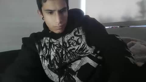 Snapshot of ravenxbat chatting on 12/02/25, 03:29 ravenxbat online show from 12/02/25, 03:29