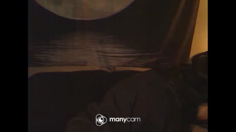 Snapshot of ravenxlee chatting on 01/23/25, 07:40 ravenxlee online show from 01/23/25, 07:40