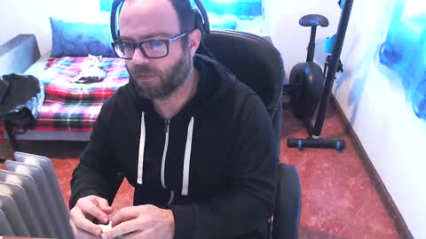 Snapshot of ravingr3d3 chatting on 02/16/25, 02:43 ravingr3d3 online show from 02/16/25, 02:43