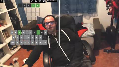 Snapshot of ravingr3d3 chatting on 02/18/25, 12:26 ravingr3d3 online show from 02/18/25, 12:26