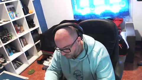 Snapshot of ravingr3d3 chatting on 02/24/25, 09:10 ravingr3d3 online show from 02/24/25, 09:10