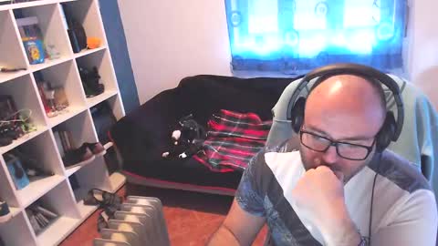 Snapshot of ravingr3d3 chatting on 02/25/25, 12:13 ravingr3d3 online show from 02/25/25, 12:13