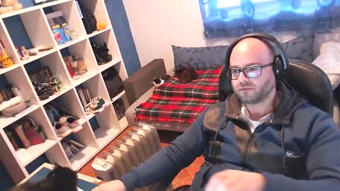 Snapshot of ravingr3d3 chatting on 02/27/25, 04:43 ravingr3d3 online show from 02/27/25, 04:43