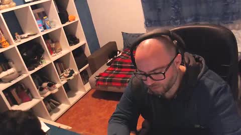 Snapshot of ravingr3d3 chatting on 02/27/25, 11:26 ravingr3d3 online show from 02/27/25, 11:26