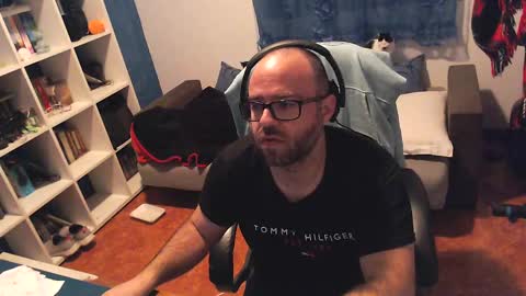 Snapshot of ravingr3d3 chatting on 03/09/25, 12:00 ravingr3d3 online show from 03/09/25, 12:00