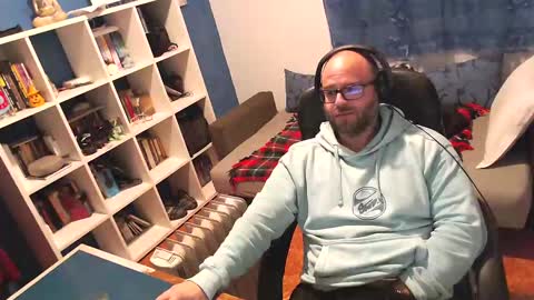 Snapshot of ravingr3d3 chatting on 03/09/25, 10:52 ravingr3d3 online show from 03/09/25, 10:52