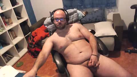 Snapshot of ravingr3d3 chatting on 03/12/25, 01:03 ravingr3d3 online show from 03/12/25, 01:03